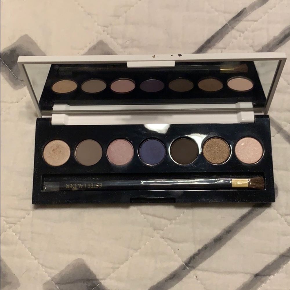 Lisa Perry Estée Lauder palette